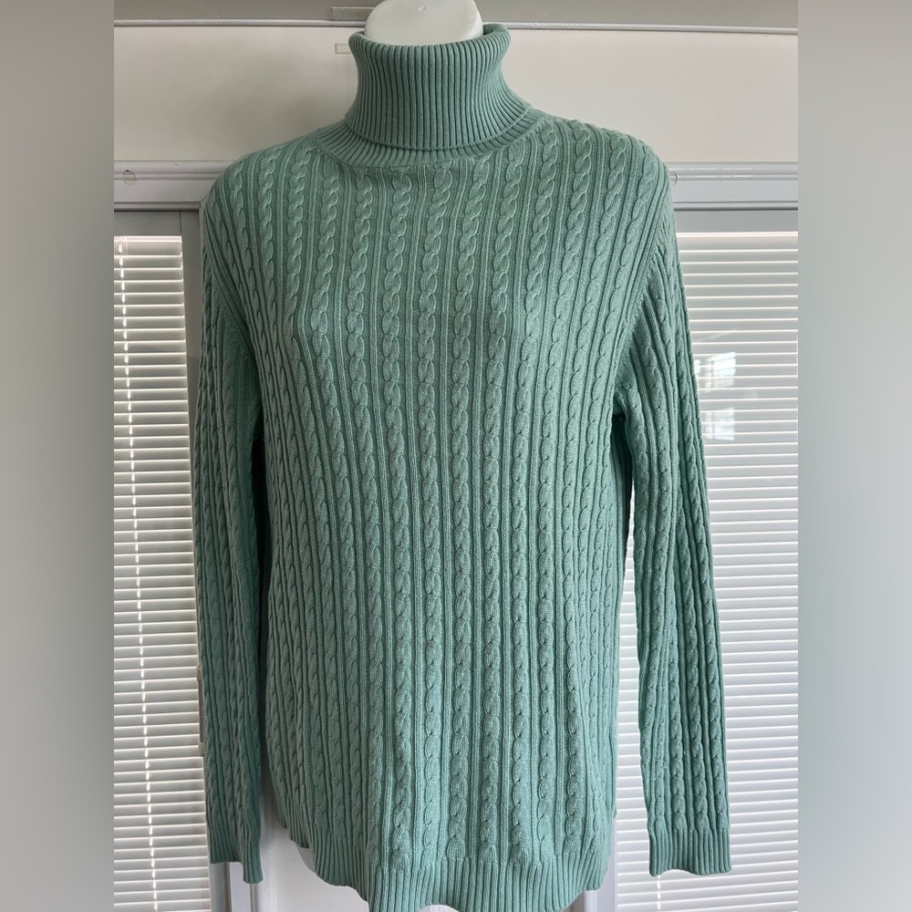 Sutton Studio for Bloomingdales Turtle neck 100% Cashmere Sweater Women size L